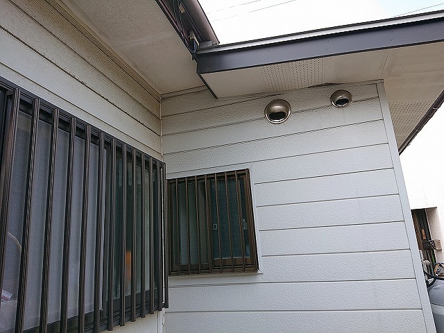 屋根際に近い外壁面